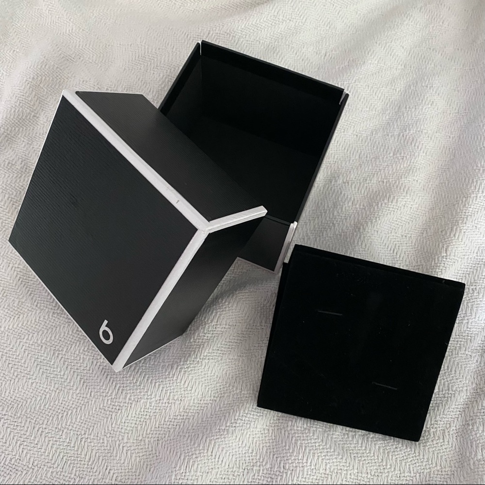 New Bloomingdale’s Gift Box 🎁